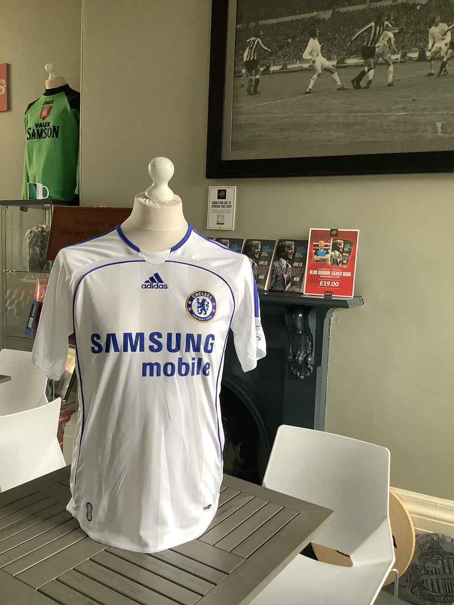 Chelsea 2006 away store kit