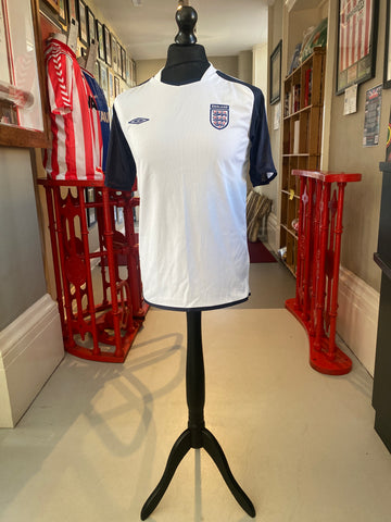 White England training top Small