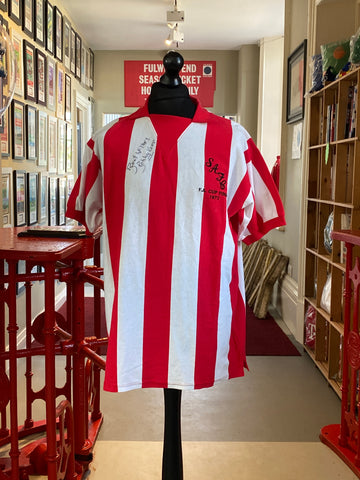 Sunderland 1973 Score Draw Shirt Signed by Bobby Kerr *XL*