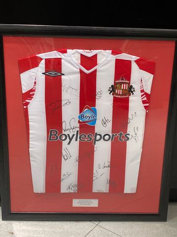 Framed 2007/08 Sunderland Signed Shirt