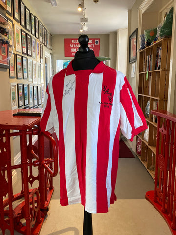 Sunderland 1973 Score Draw Shirt Signed by Bobby Kerr *2XL*