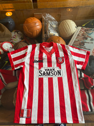 Sunderland 1996/97 kids home shirt- 9-10