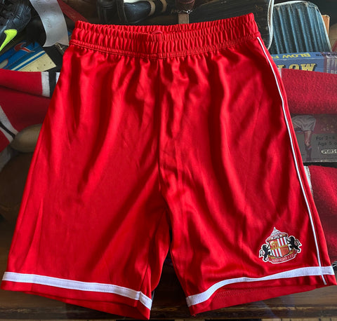 Sunderland red training shorts- medium youth