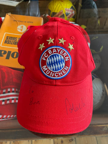 Signed FC Bayern Munich cap one size