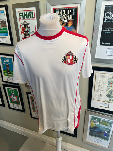 White with red trimmings Sunderland Training Shirt Large