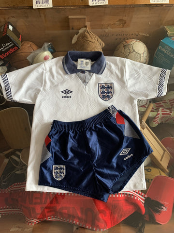 England 1990 World Cup kids Shirt And Shorts *Large Boys*