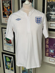 2010-11 England Home Shirt *M*
