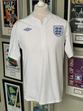 2010-11 England Home Shirt *M*