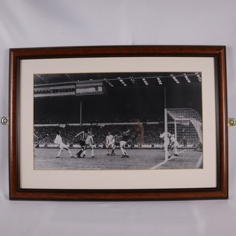 Framed Ian Porterfield scoring FA CUP 1973 Picture